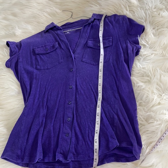 New York and company XS deep purple button up button front collared shirt blouse - Picture 17 of 17